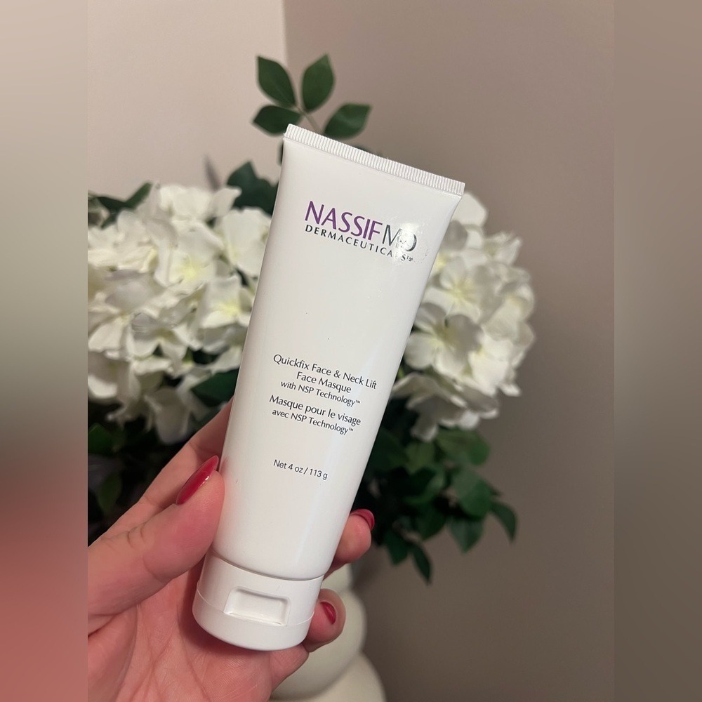 NASSIF MD • QUICKFIX FACE & NECK LIFE • FACE MASQUE